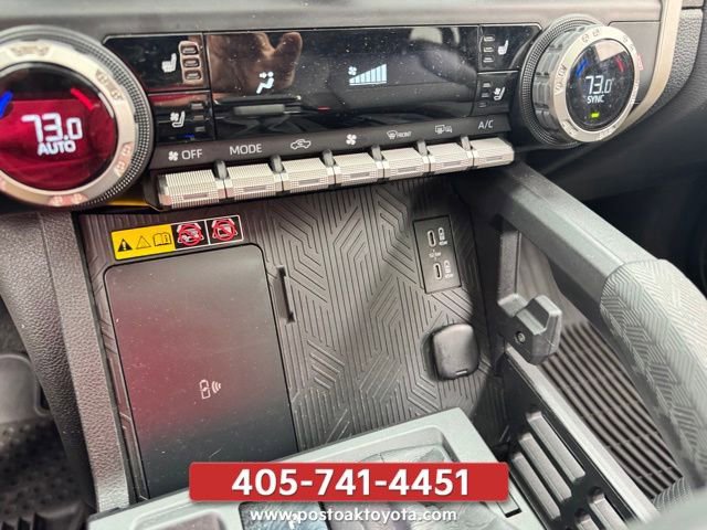Used 2024 Toyota Tacoma Limited w/ Limited Package (LT) AWD/4WD image 7