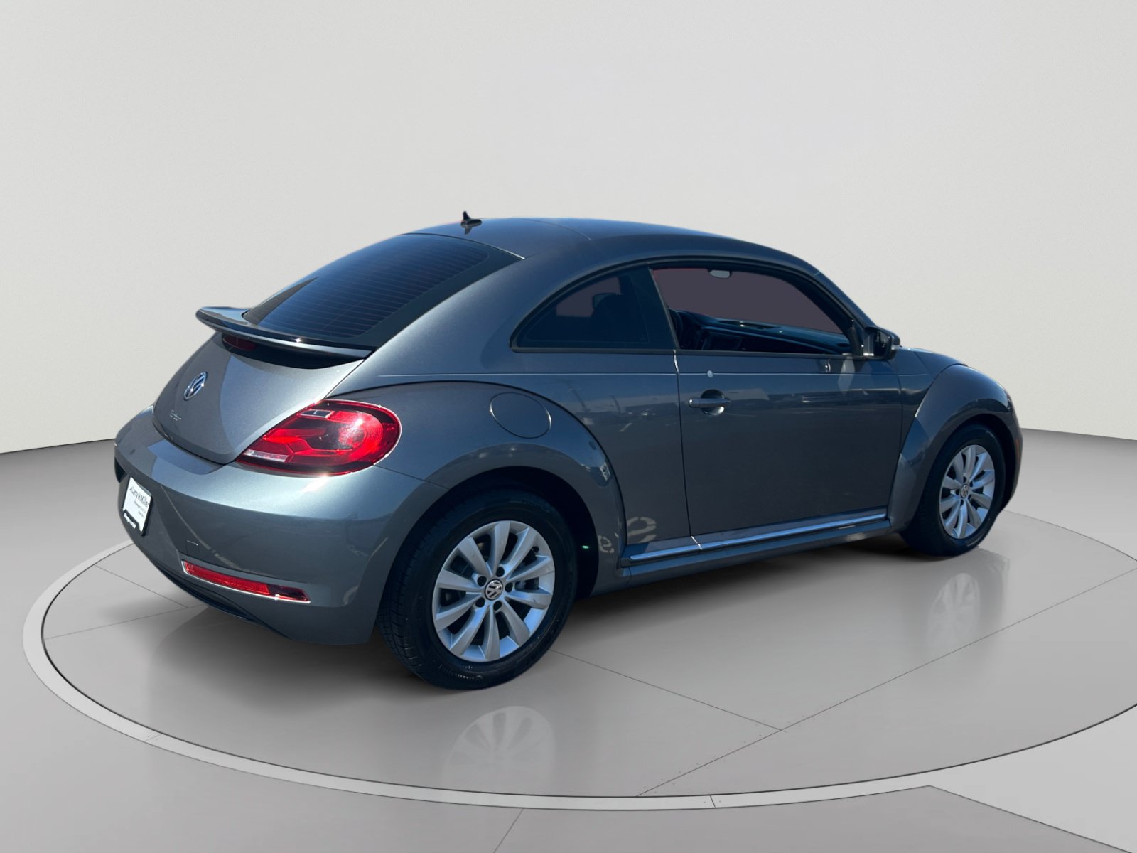 Used 2019 Volkswagen Beetle 2.0T S FWD image 5