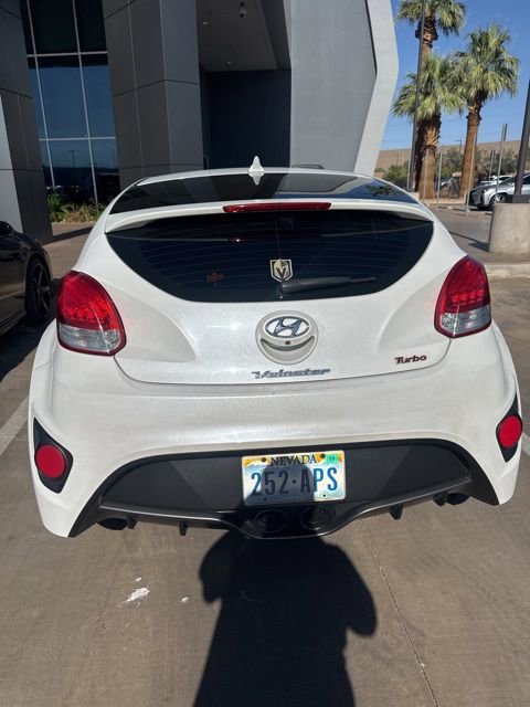 Used 2015 Hyundai Veloster Turbo FWD image 9