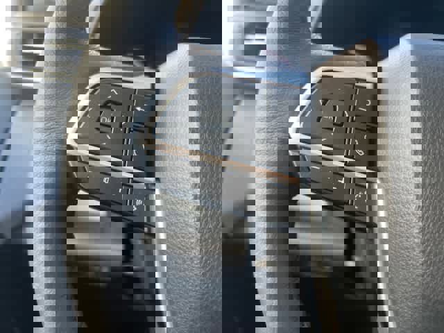 Used 2025 Toyota Sienna XLE w/ XLE Plus Package image 28