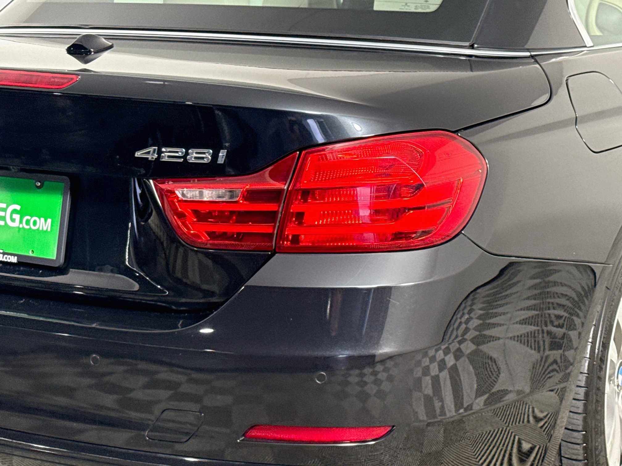 Used 2016 BMW 428i xDrive Convertible AWD/4WD image 32