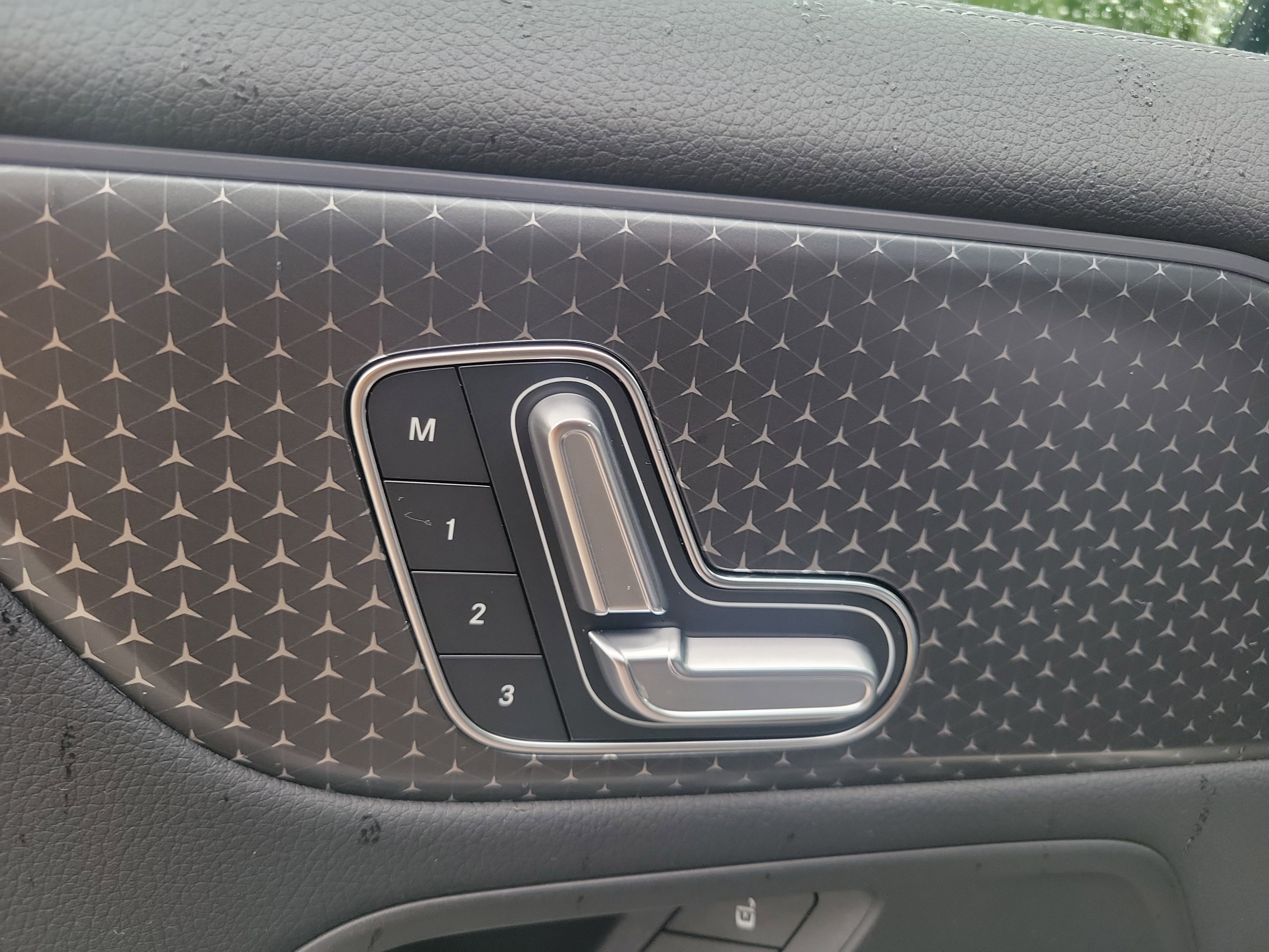 Certified 2025 Mercedes-Benz GLA 250 image 18