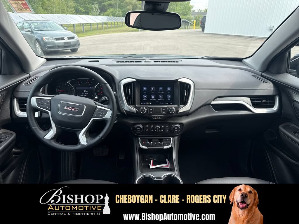 Used 2023 GMC Terrain SLT FWD image 3
