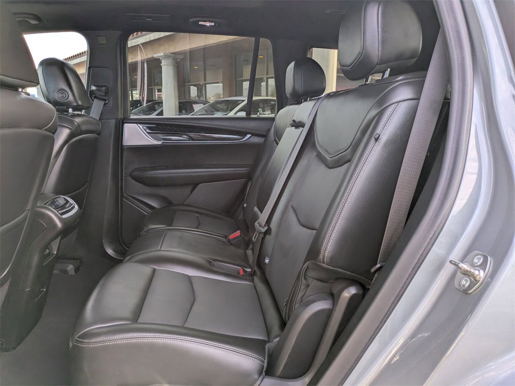 Used 2024 Cadillac XT6 Premium Luxury image 29