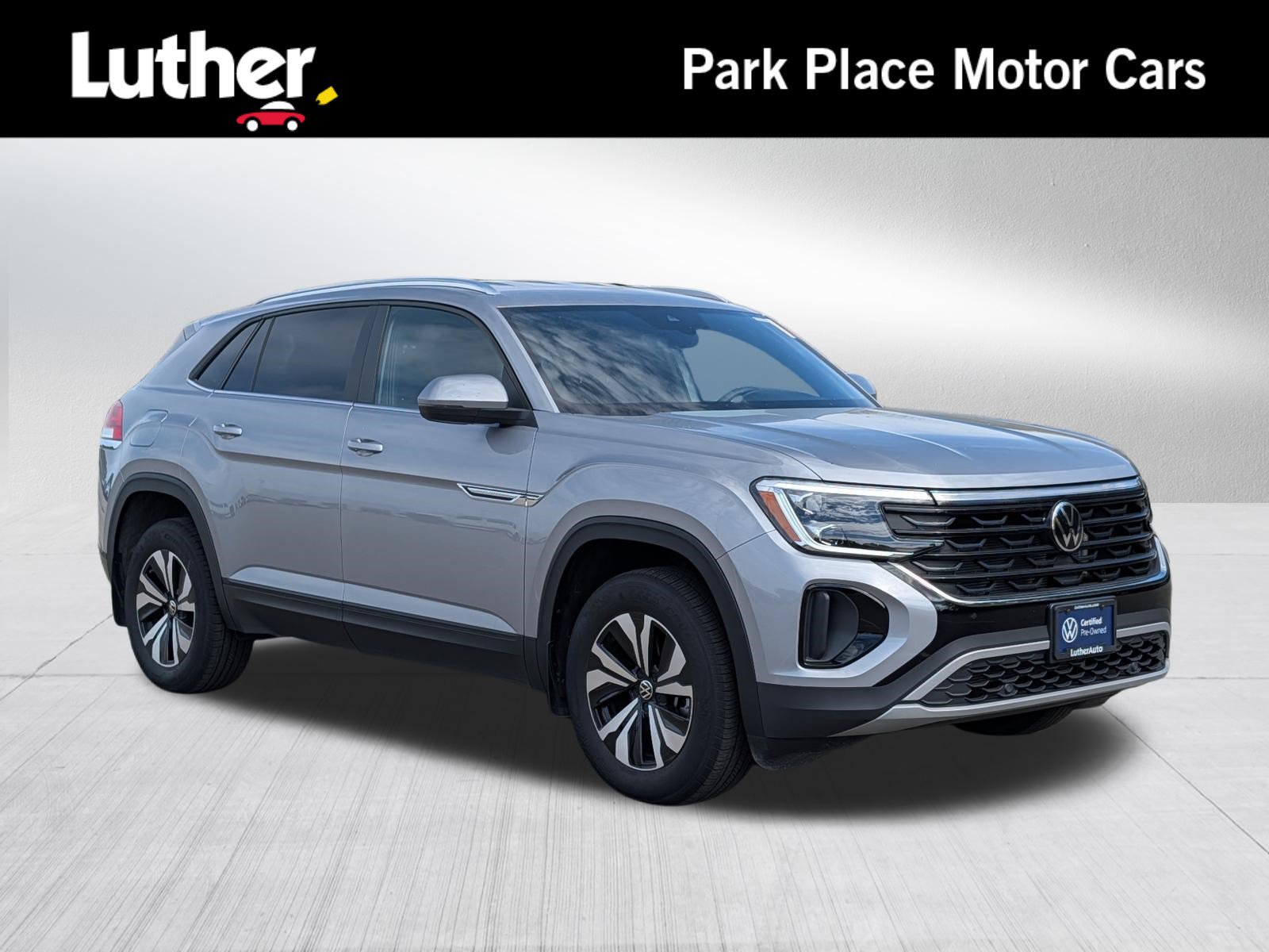 Certified 2025 Volkswagen Atlas Cross Sport SE AWD/4WD image 1