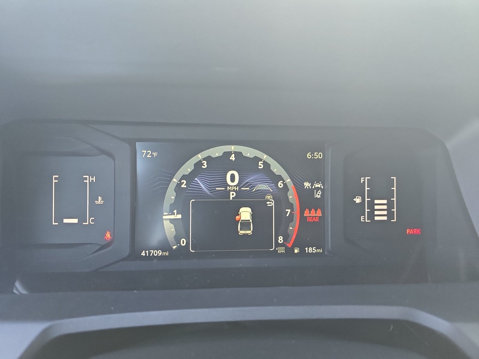 Certified 2025 Toyota Tacoma SR5 AWD/4WD image 16
