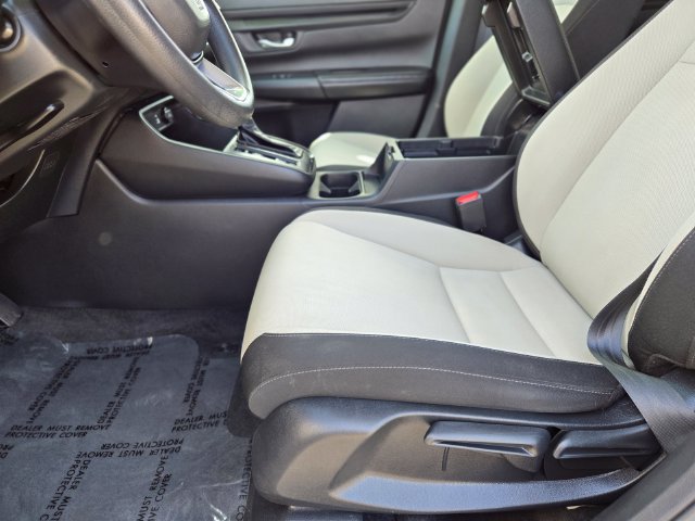Used 2023 Honda CR-V LX image 15