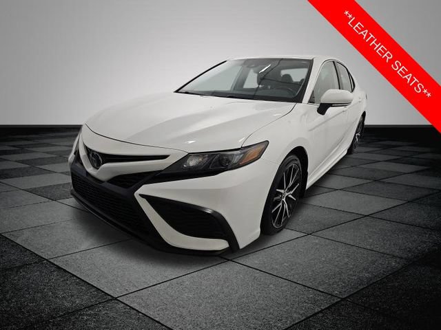 Certified 2023 Toyota Camry SE w/ Cold Weather Package FWD image 3