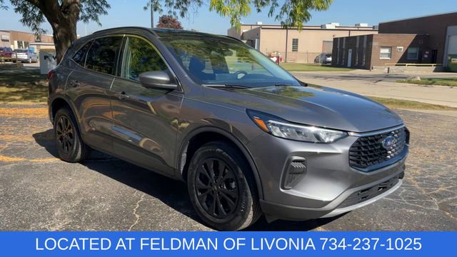 Used 2024 Ford Escape Active w/ Tech Pack #2 image 2