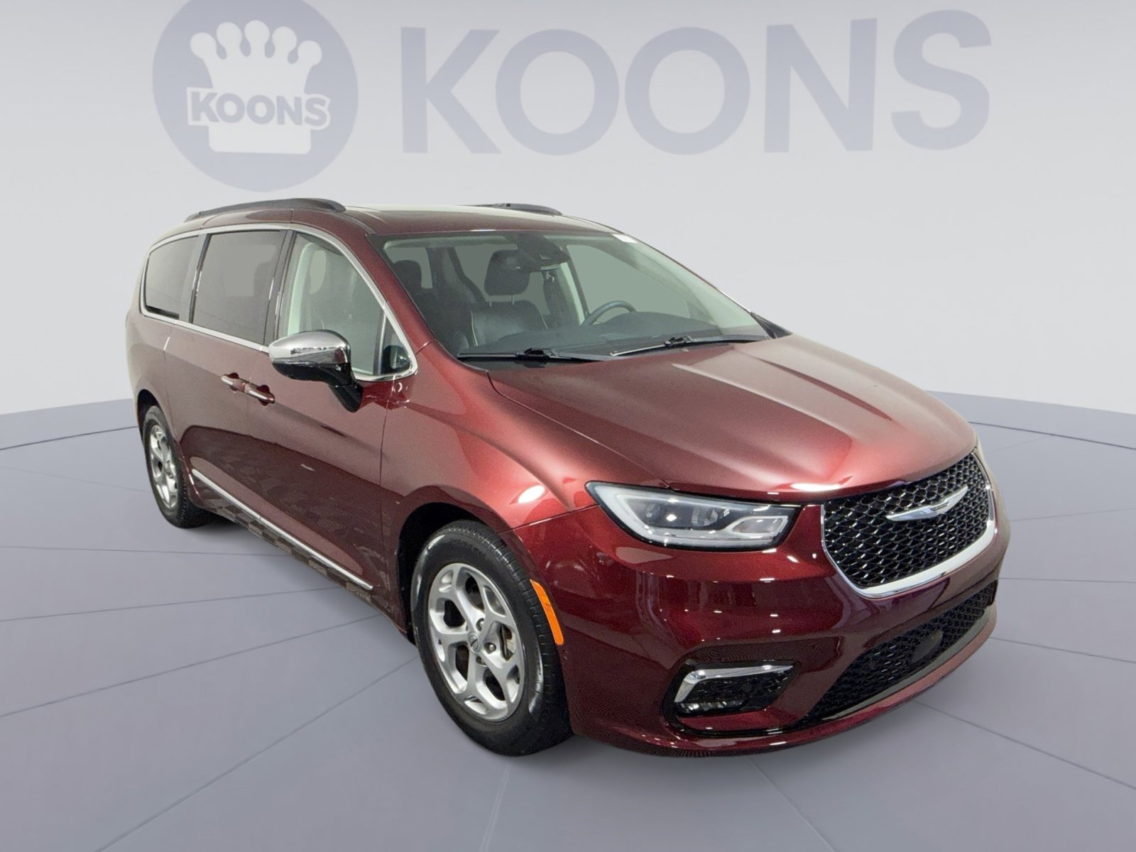 Used 2023 Chrysler Pacifica Limited image 10