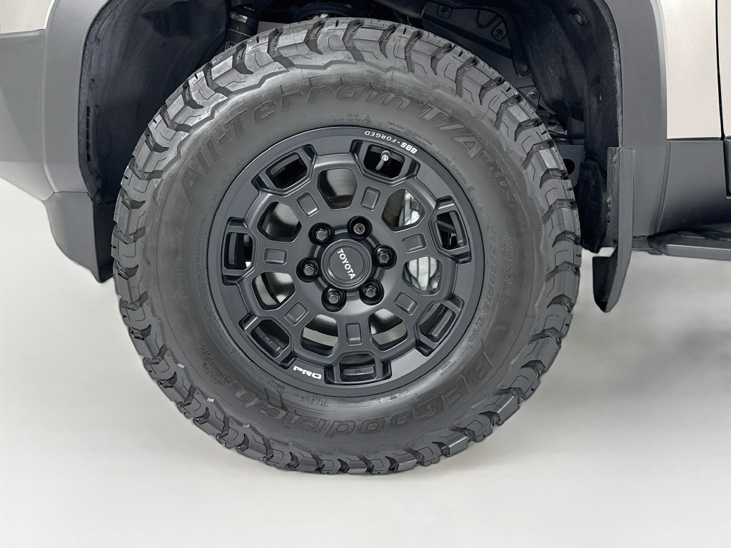 Used 2026 Toyota Land Cruiser w/ Premium Package AWD/4WD image 32