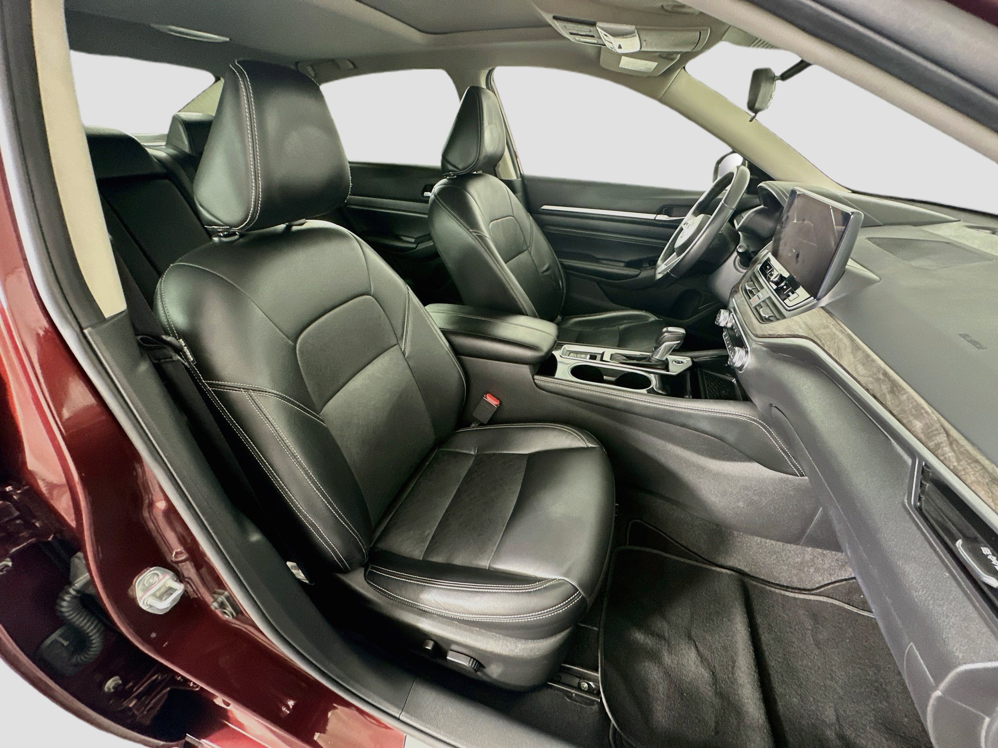 Used 2023 Nissan Altima 2.5 SL FWD image 31