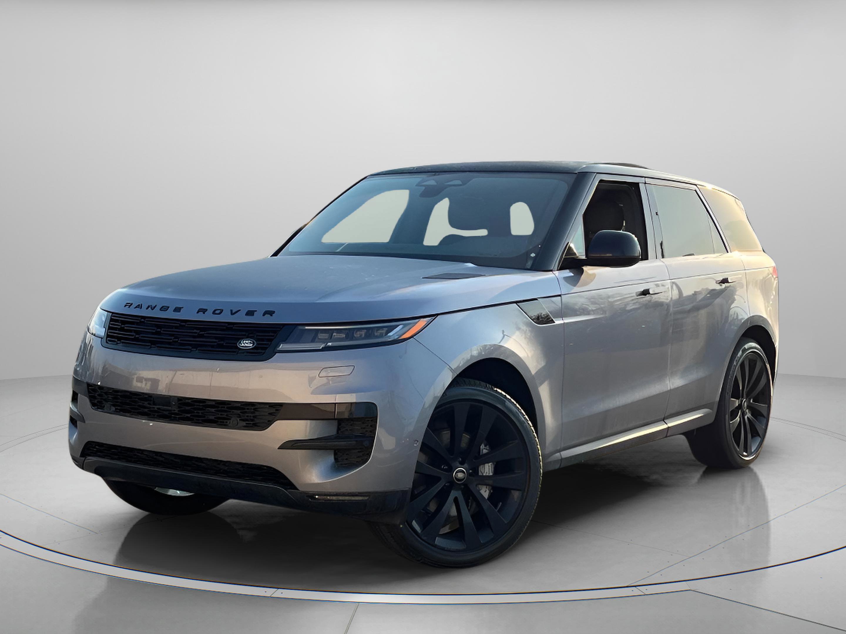 Used 2025 Land Rover Range Rover Sport SE
