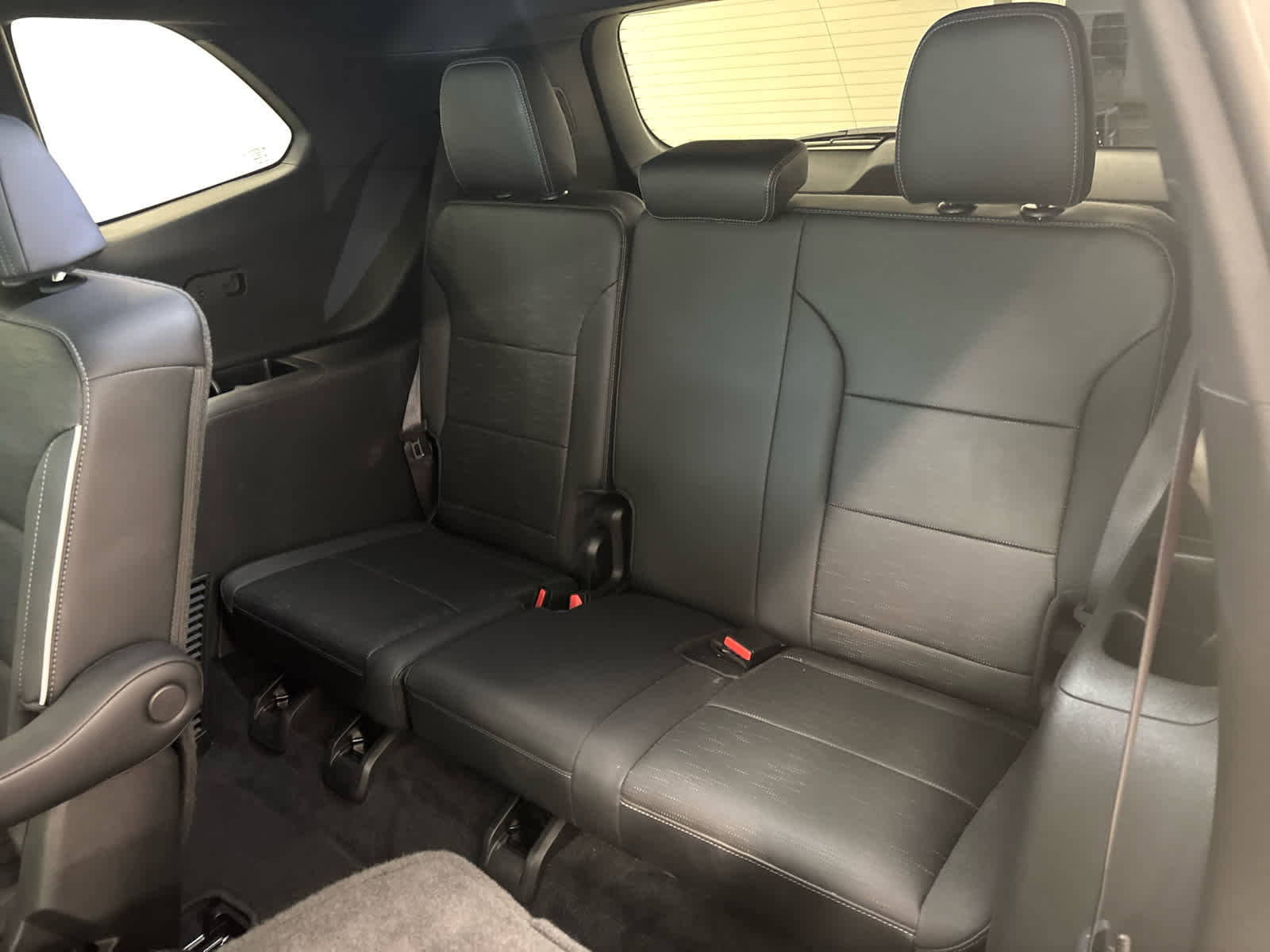 Used 2025 Buick Enclave Sport Touring w/ Power Package FWD image 20