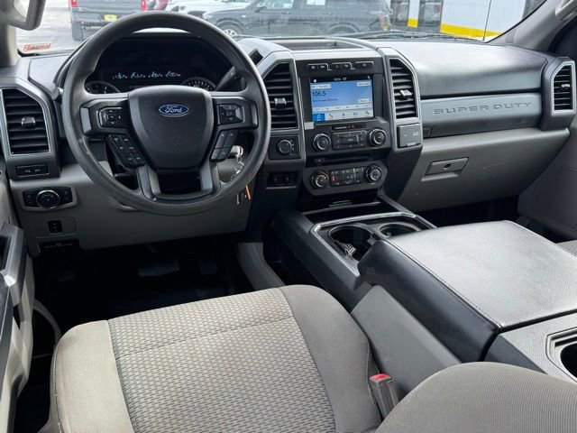 Used 2018 Ford F450 XLT w/ XLT Premium Package image 6
