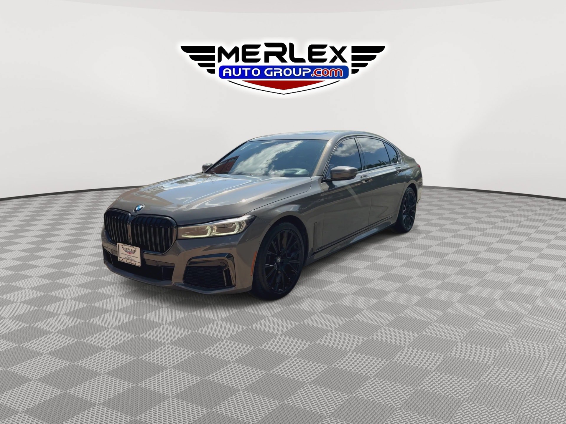 Used 2021 BMW 750i xDrive w/ Executive Package AWD/4WD image 4