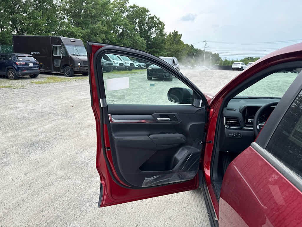 New 2027 GMC Terrain Elevation w/ Technology Package II AWD/4WD image 12