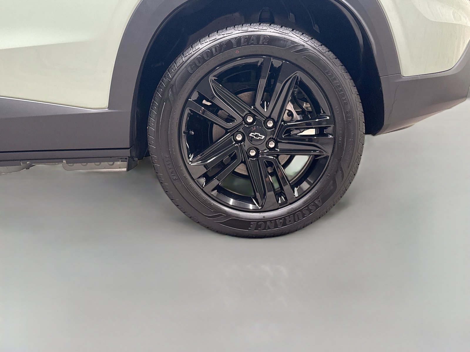 New 2026 Chevrolet Trax ACTIV w/ Sunroof Package FWD image 34