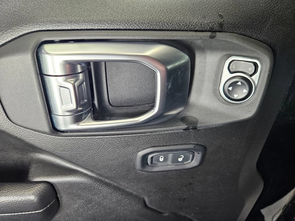 Used 2024 Jeep Wrangler Unlimited Sport AWD/4WD image 10