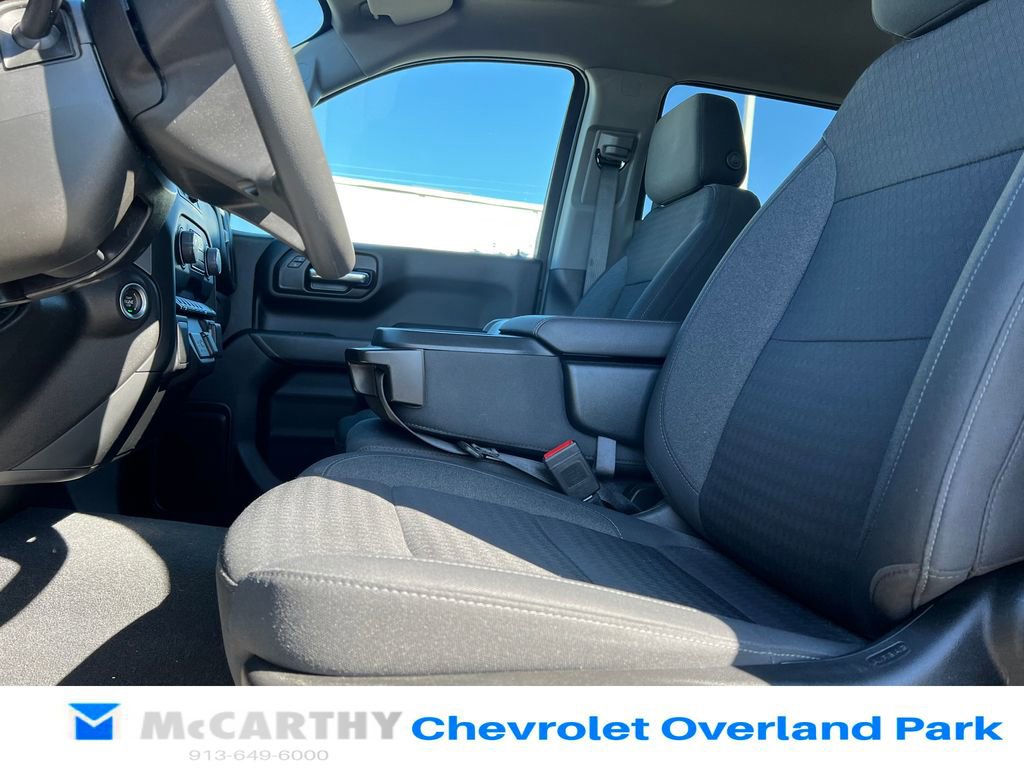 Used 2022 Chevrolet Silverado 1500 Custom image 10