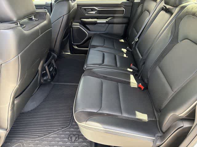 Used 2022 RAM 1500 Laramie AWD/4WD image 16