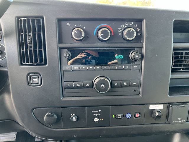 New 2025 GMC Savana 3500 w/ Power Convenience Package image 17