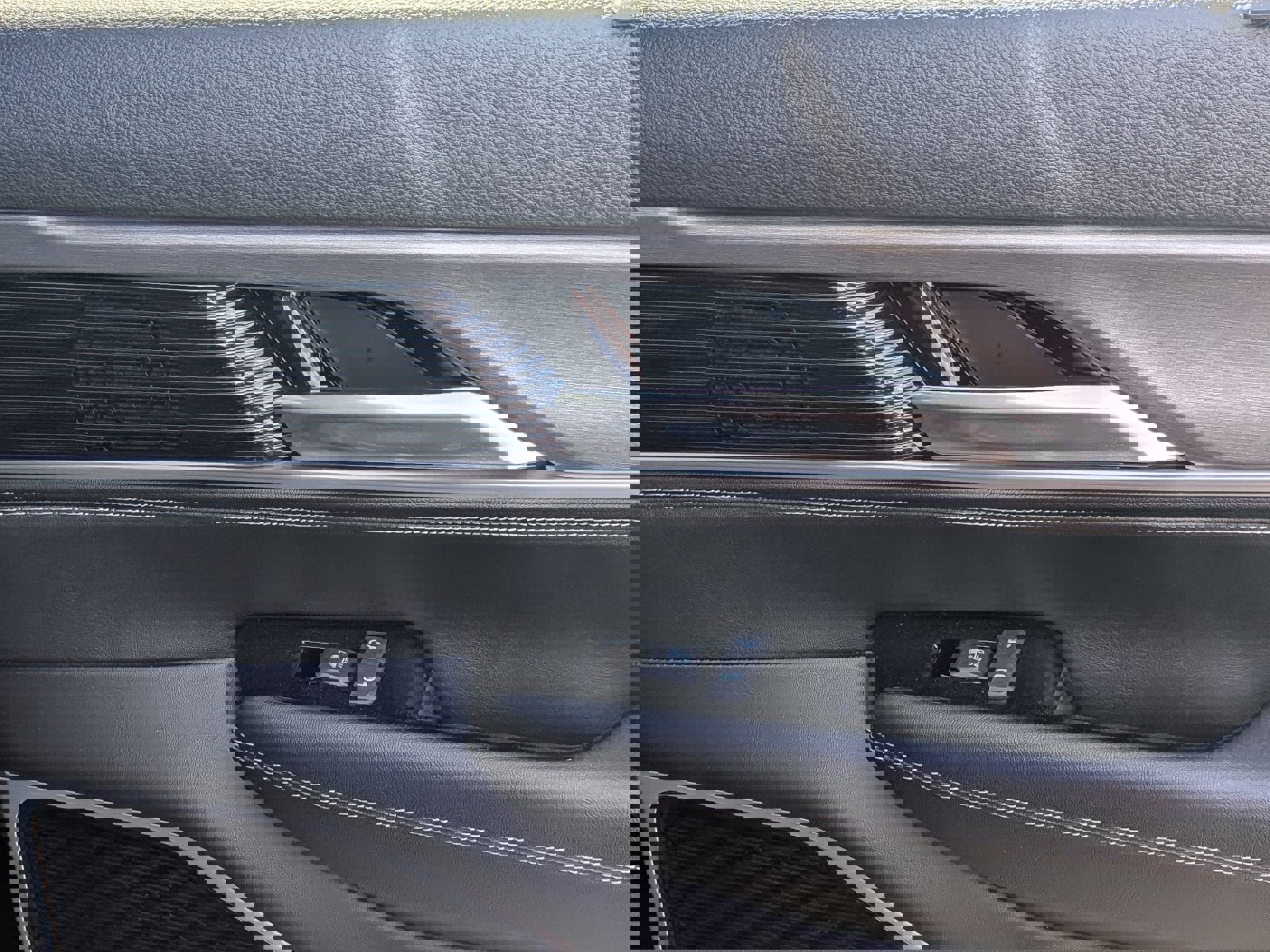 New 2026 Jeep Grand Wagoneer L Limited image 30