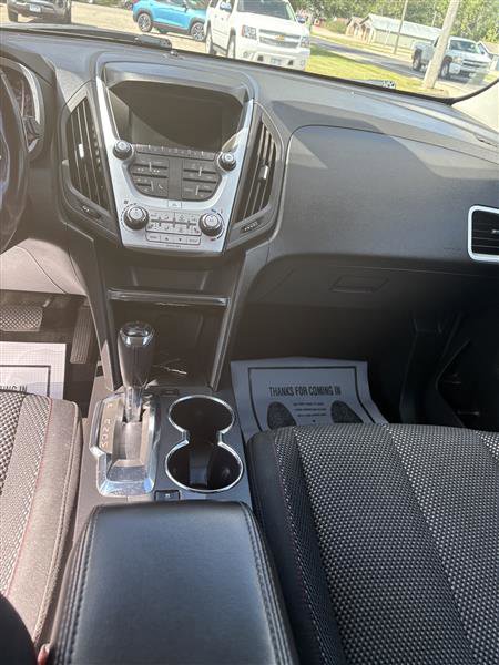 Used 2017 Chevrolet Equinox LT w/ Convenience Package image 8