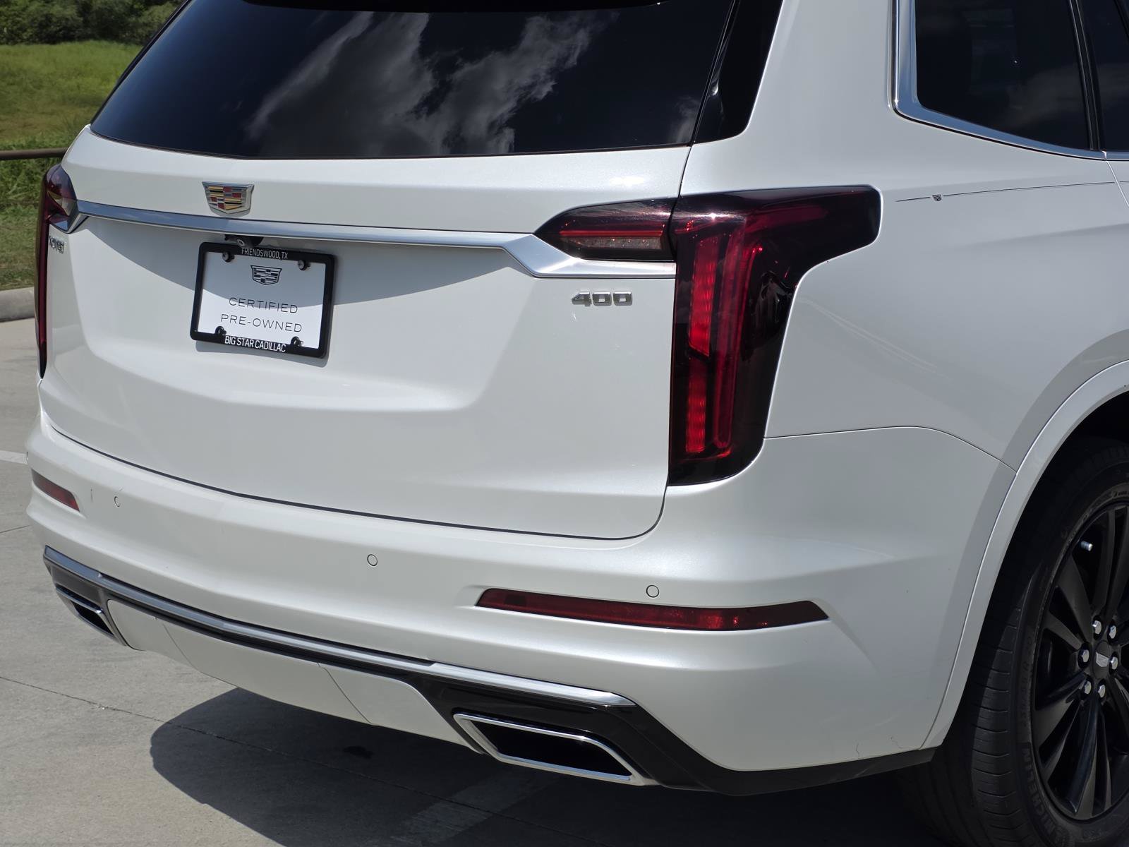 Certified 2023 Cadillac XT6 Premium Luxury w/ LPO, Floor Liner Package FWD image 11