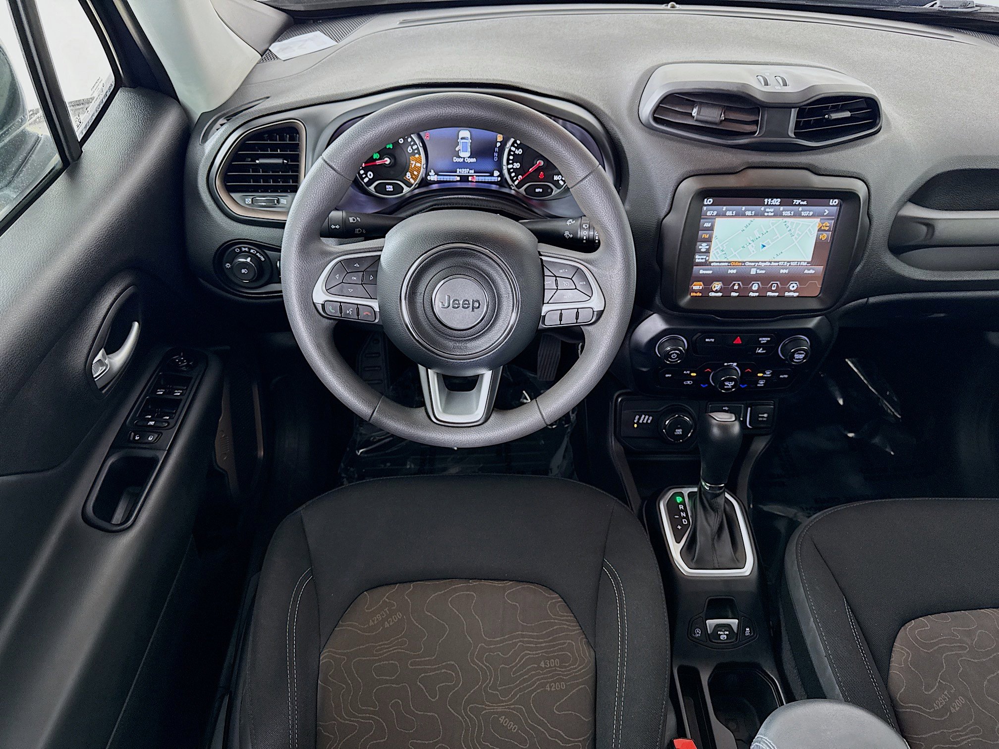 Used 2023 Jeep Renegade Latitude image 22