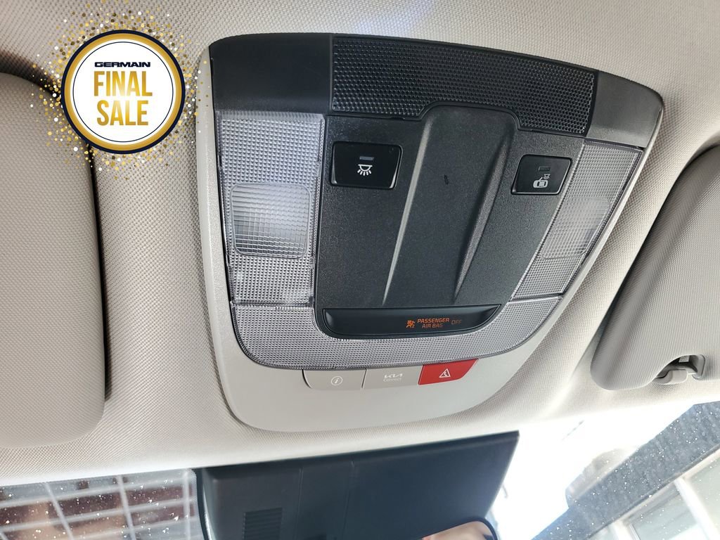 Used 2023 Kia Sportage EX image 32