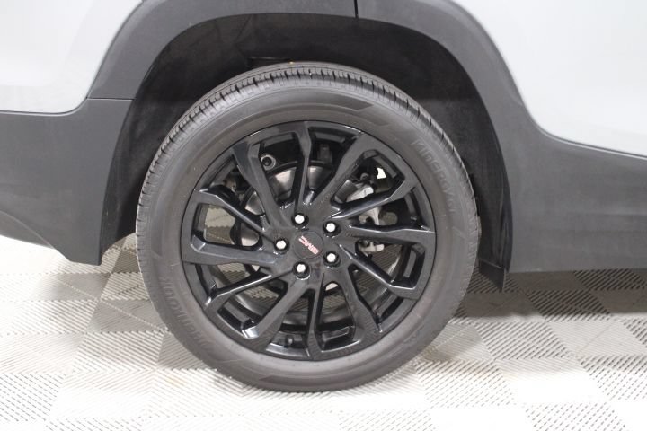 Used 2024 GMC Terrain SLT w/ Infotainment Package II AWD/4WD image 44