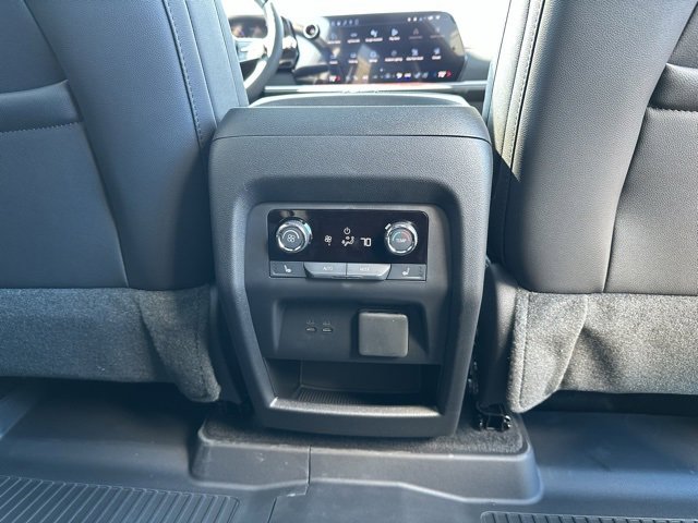 New 2026 Chevrolet Traverse RS w/ LPO, Floor Liner Package image 16