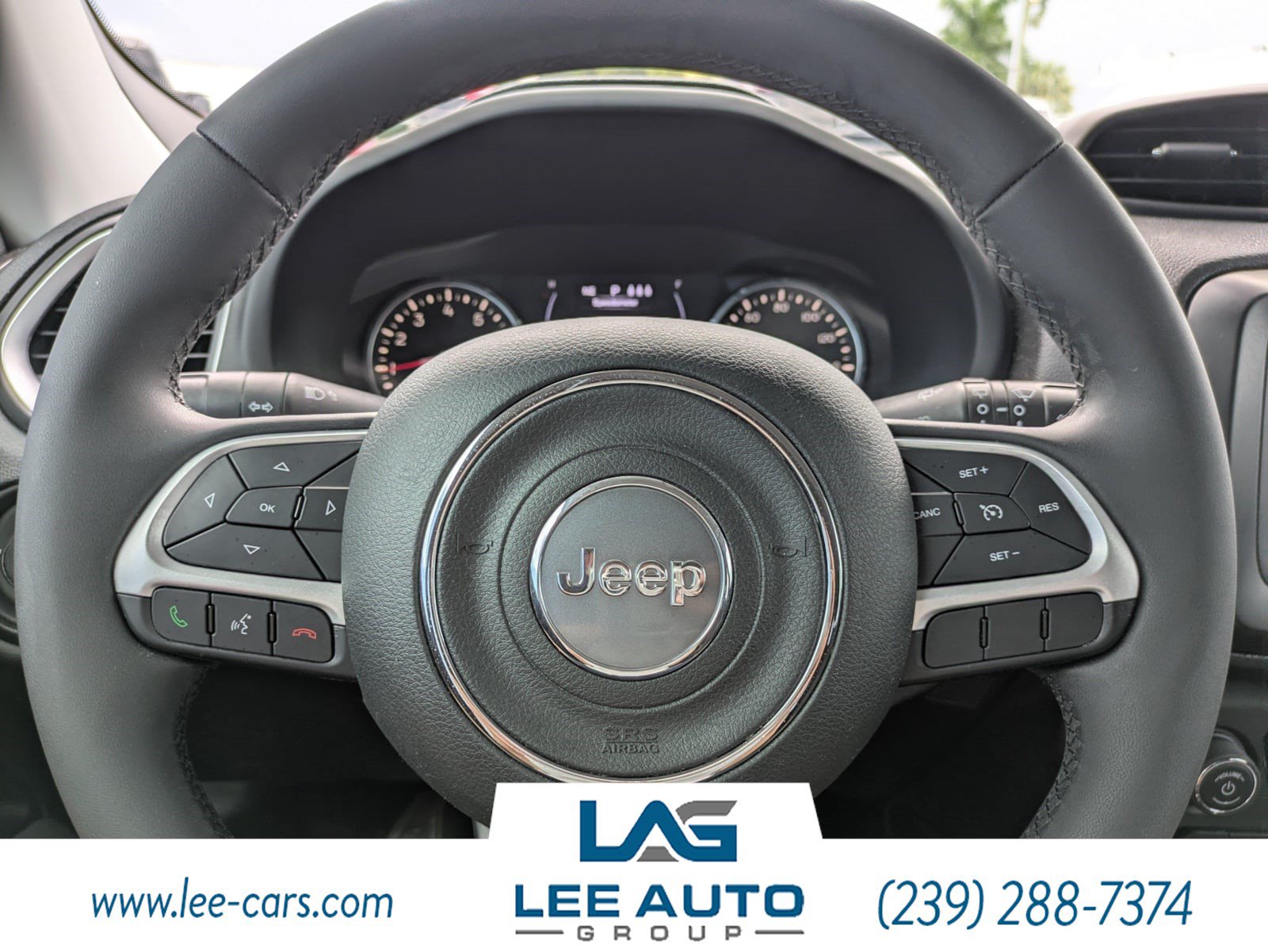 Used 2019 Jeep Renegade Latitude FWD image 22