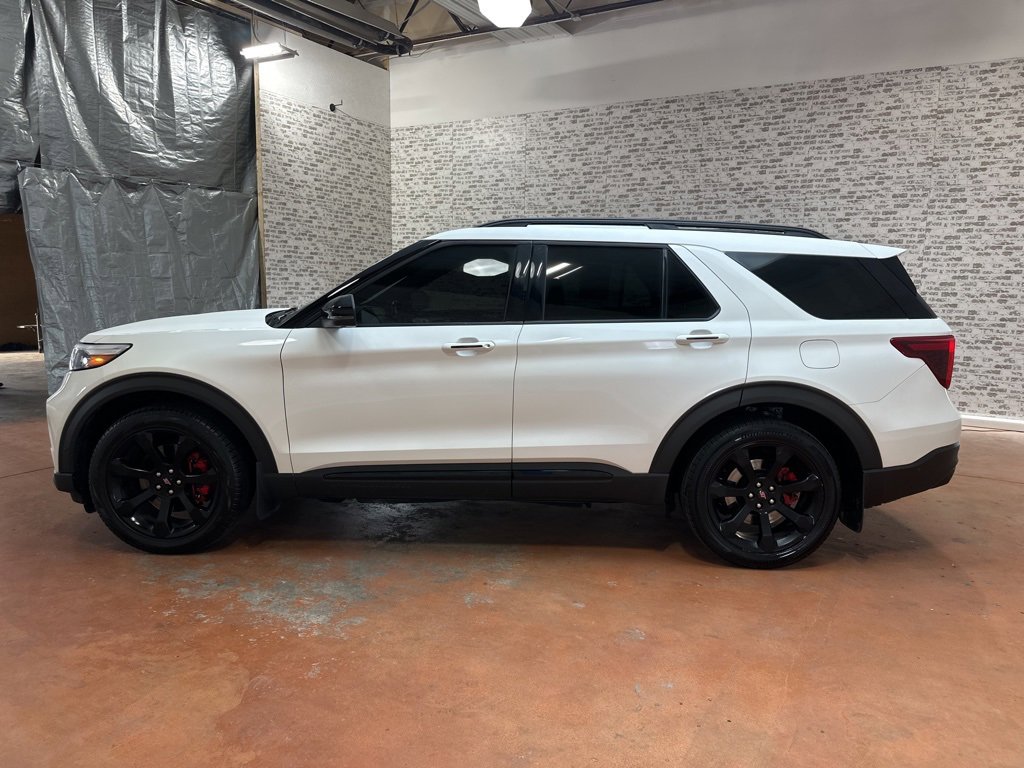 Used 2022 Ford Explorer ST w/ Equipment Group 401A image 4