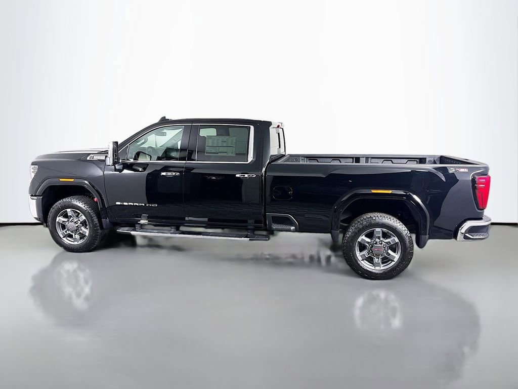 New 2025 GMC Sierra 3500 SLT image 4
