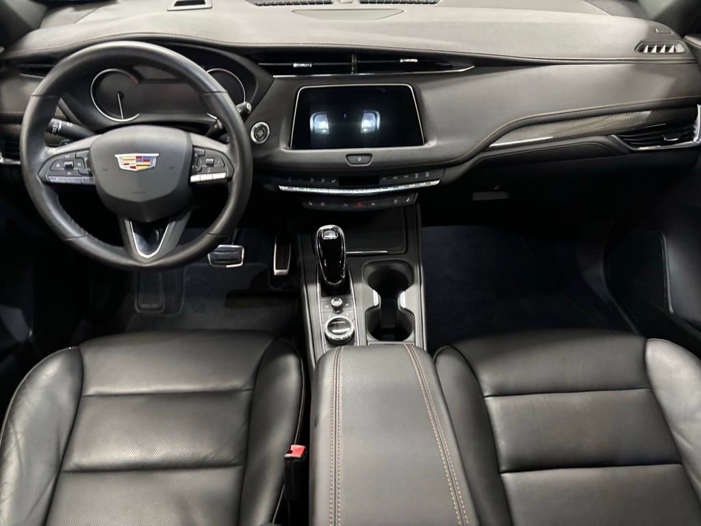 Used 2023 Cadillac XT4 Sport FWD image 12