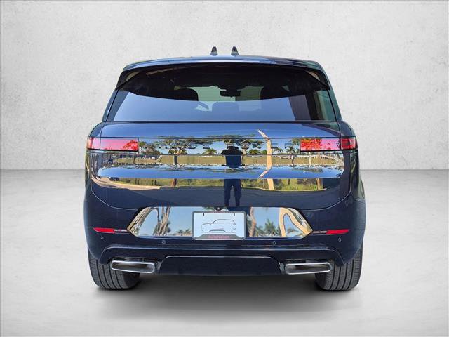 New 2027 Land Rover Range Rover Sport Dynamic SE AWD/4WD image 7