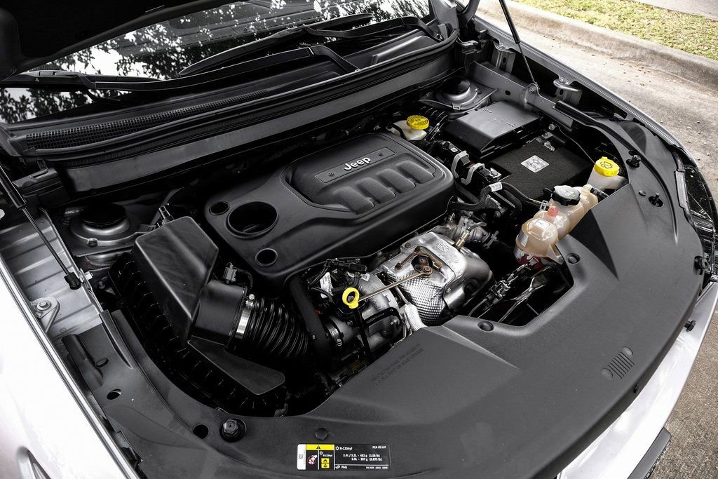 Used 2022 Jeep Cherokee Limited w/ Elite Package image 62