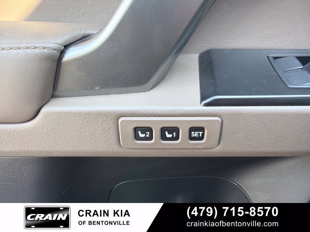 Used 2022 Lexus GX 460 Premium w/ Premium Plus Package AWD/4WD image 9