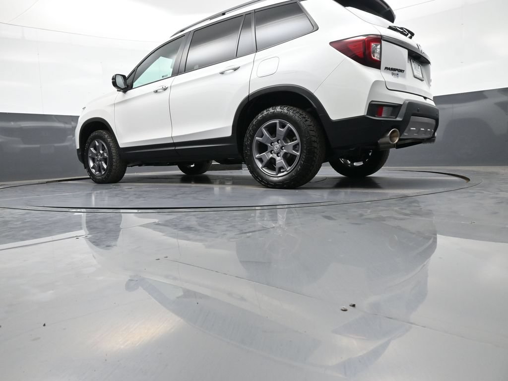 Certified 2024 Honda Passport TrailSport image 33