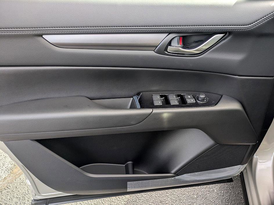 New 2025 MAZDA CX-5 AWD 2.5 S w/ Preferred Package image 11