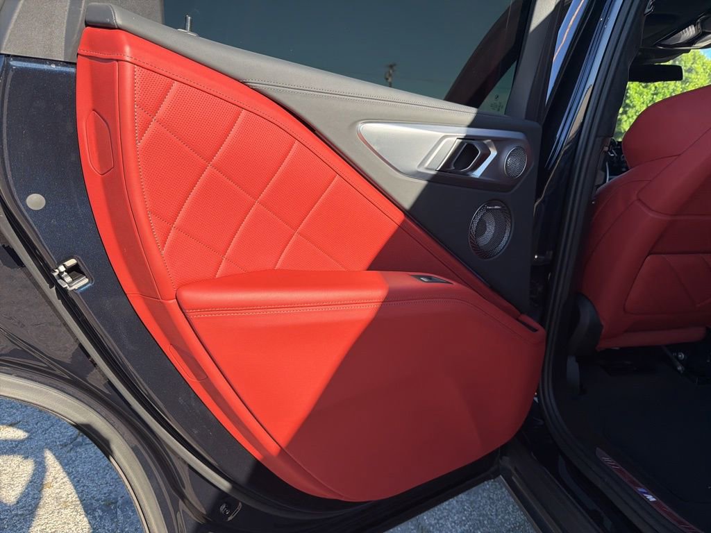 Used 2023 BMW XM image 17