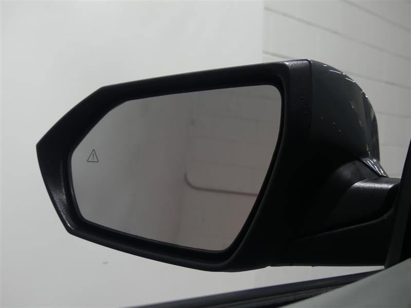 Used 2024 Hyundai Elantra SEL FWD image 14