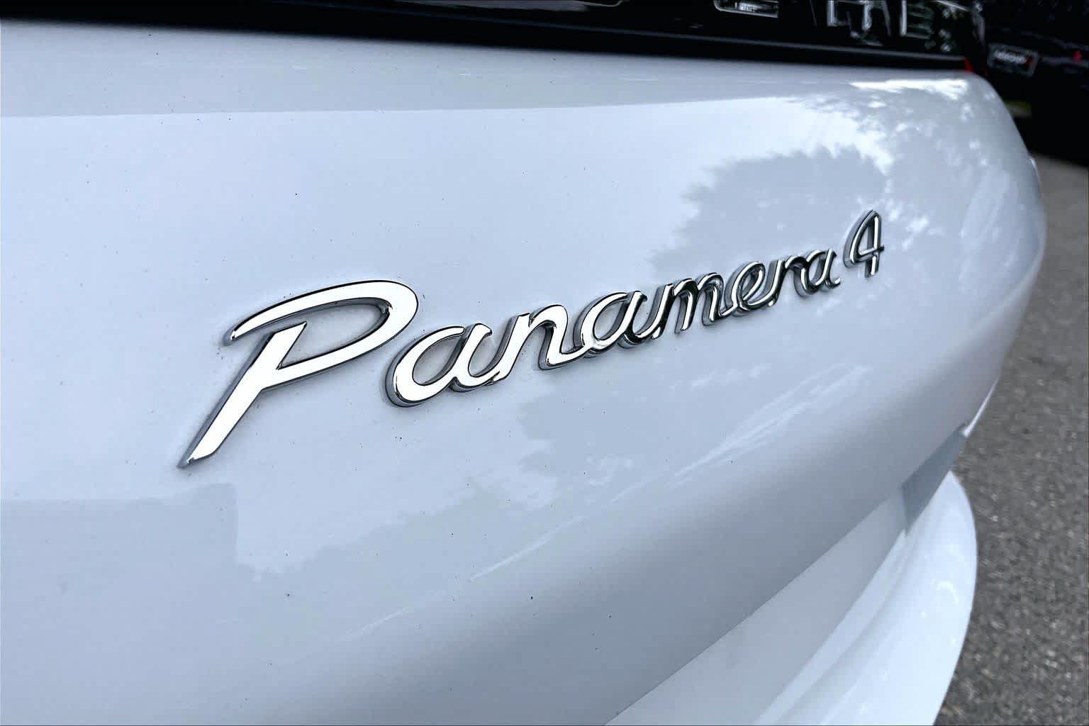 Used 2020 Porsche Panamera 4 AWD/4WD image 10