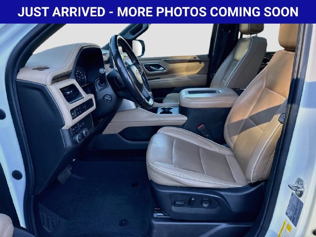Used 2021 Chevrolet Tahoe Premier AWD/4WD image 16
