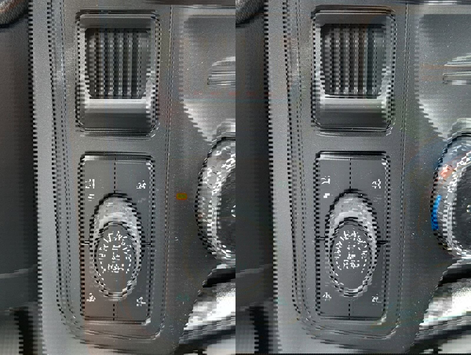 New 2026 Ford F150 Lariat w/ FX4 Off-Road Package image 23