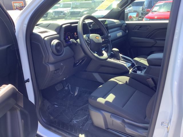 Used 2026 Chevrolet Colorado W/T w/ Advanced Trailering Package RWD image 7
