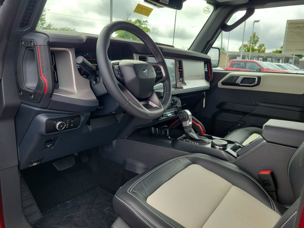 New 2026 Ford Bronco Outer Banks w/ Sasquatch Package AWD/4WD image 21