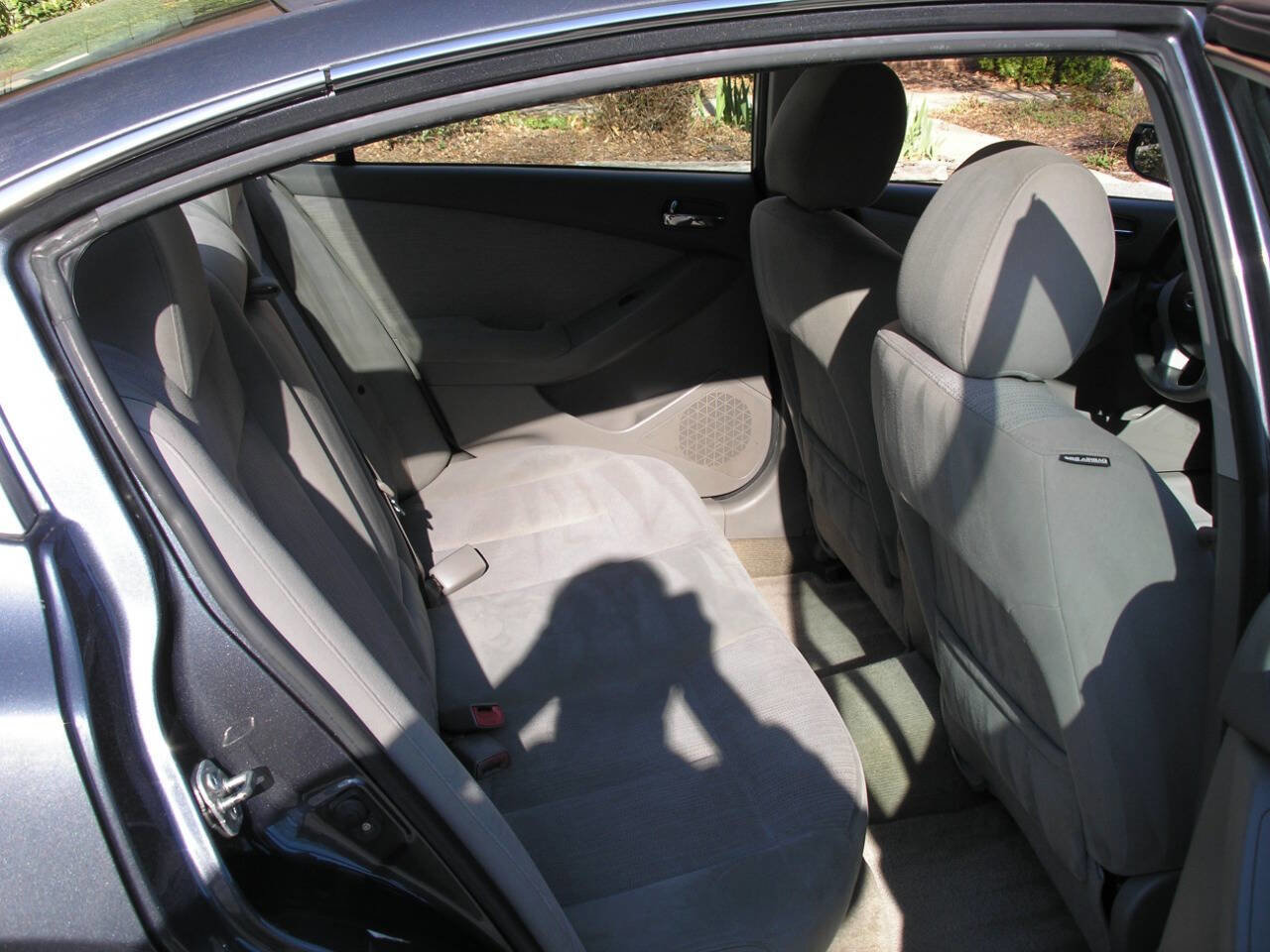 Used 2011 Nissan Altima 2.5 S image 6